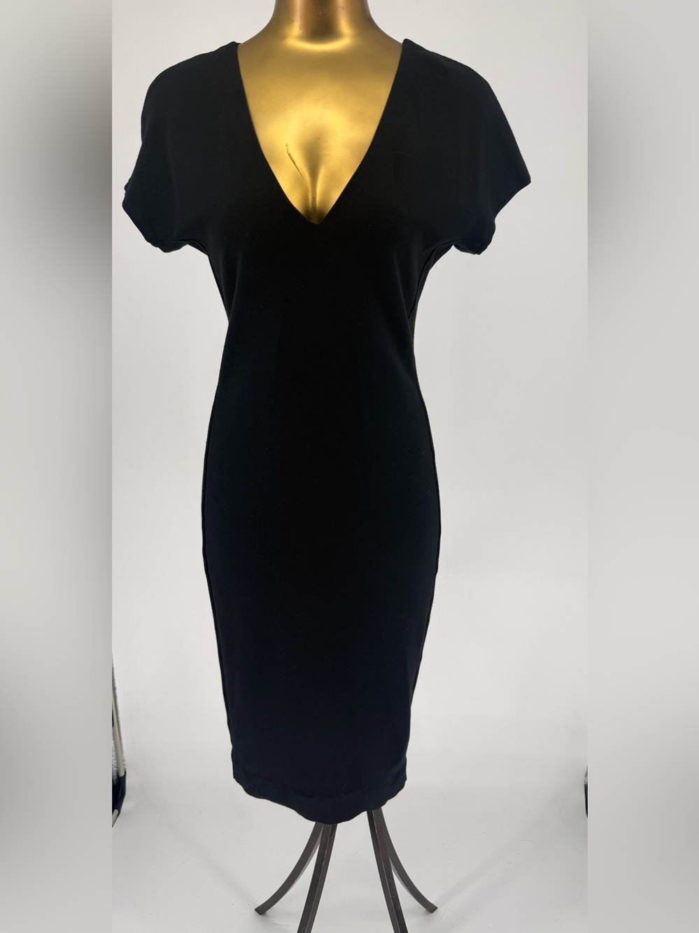 Diane Von Furstenberg Black V-Neck Sheath Dress